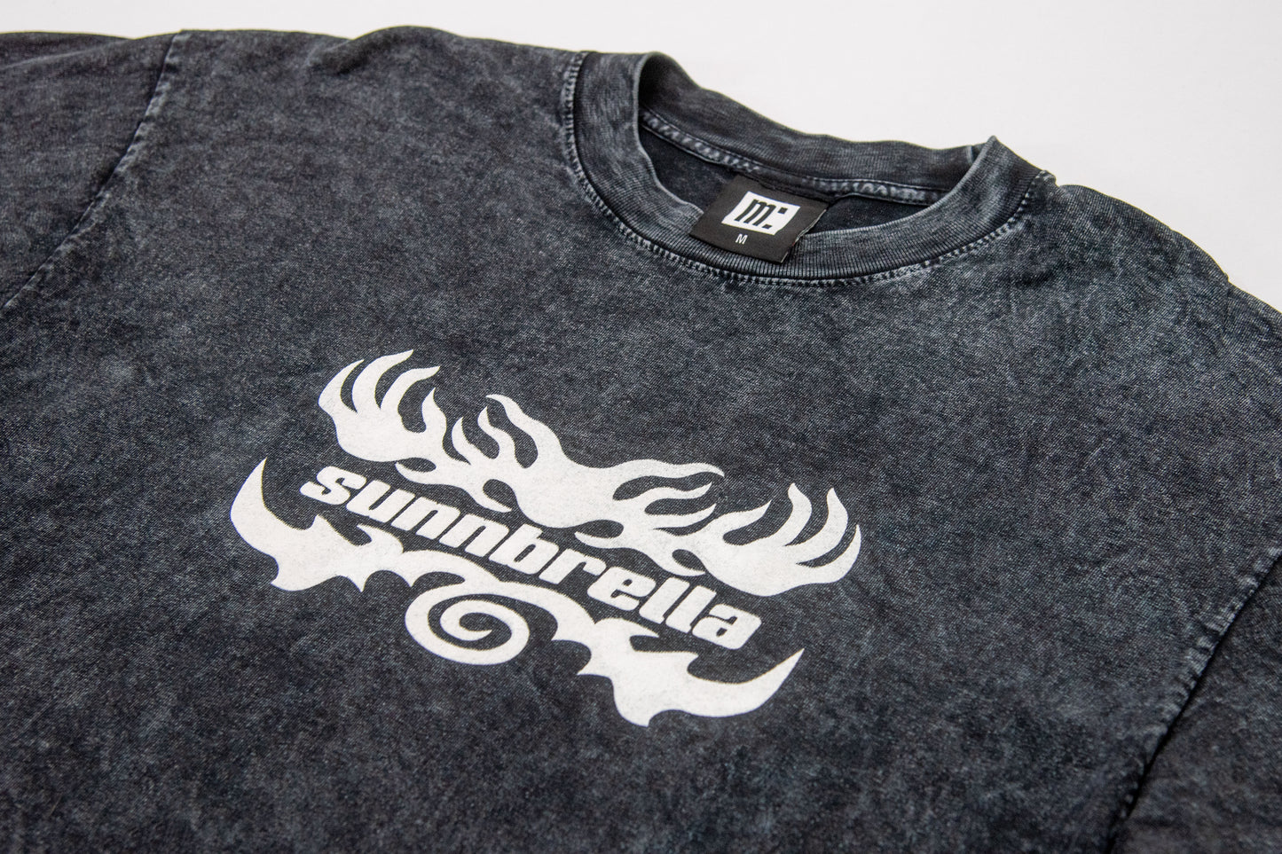 sunnbrella - Logo Tee - Carbon Wash